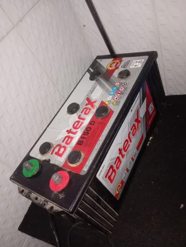 Vendo bateria 150 amp..ano 2026 750$