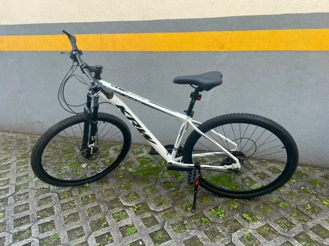 Bicicleta KRW aro 29 com freio hidráulico