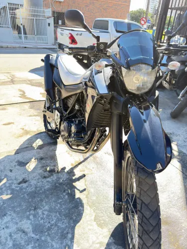 XT 660 exclusiva