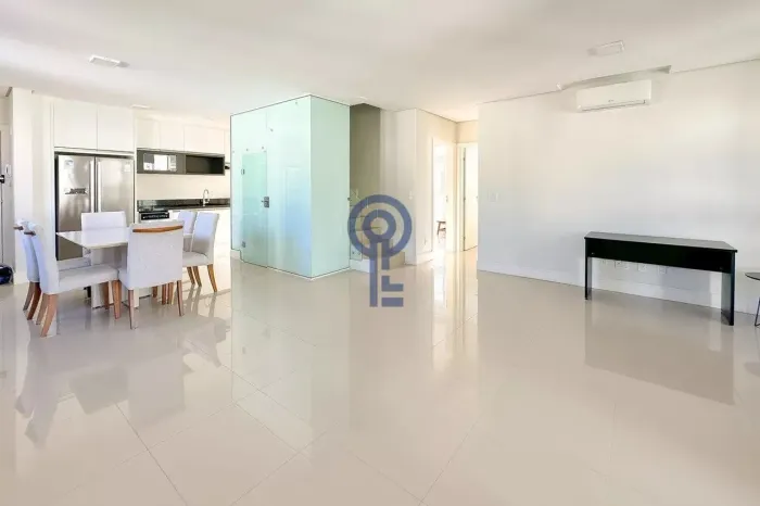 Cobertura 4 quartos em Jurerê