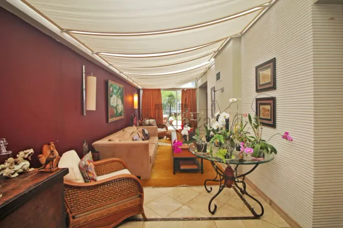 Casa de Vila - Perdizes - 4 Dormitórios - 525m².