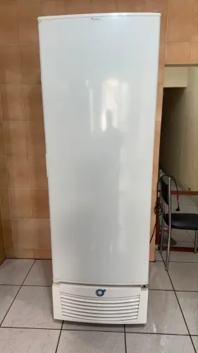 Freezer Vertical Fricon Tripla Ação 569L - 220V