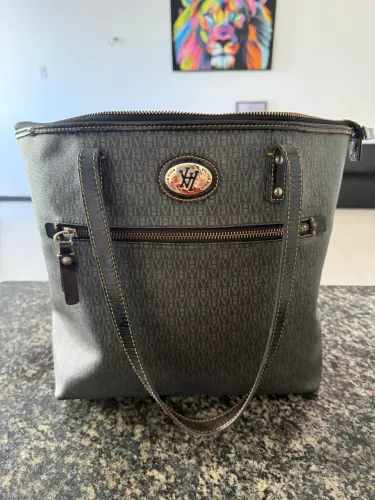 Bolsa Victor Hugo