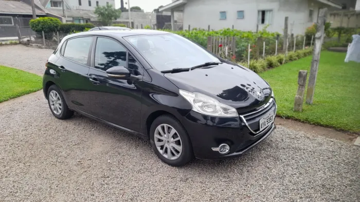 Peugeot 208 Active/active Pack 1.5 Flex 8V 5P 2014