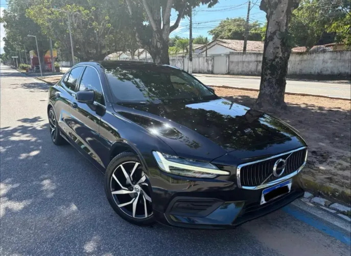 Volvo S60 T-4 Momentum 2.0 190cv 4P 2020