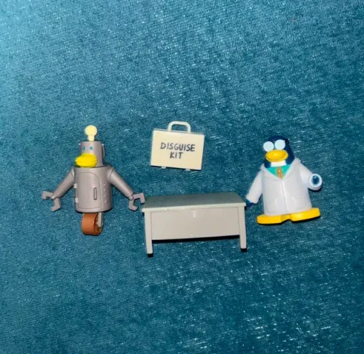 Club Penguin mix n match gary e o robo jakks pacific