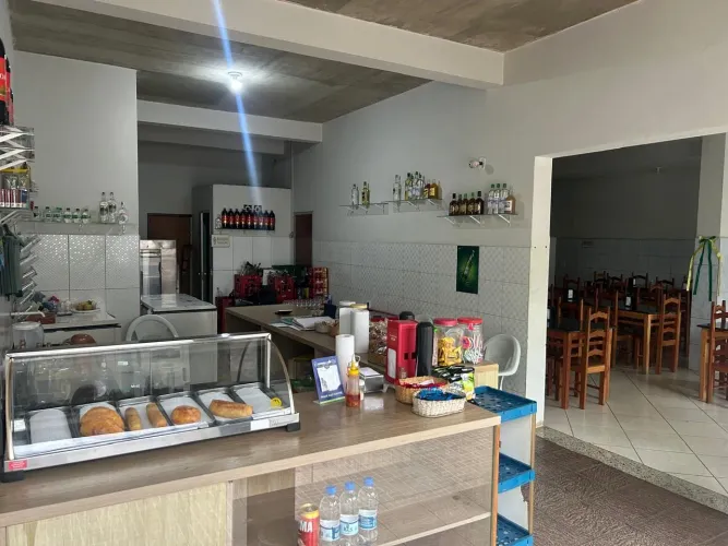 Equipamentos para restaurante - geladeira, móveis e mais