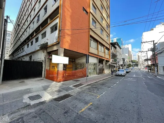 Loja para alugar, 400 m² por R$ 16.623,21/mês - Centro - Juiz de Fora/MG