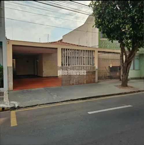 Casa terrea comercial . Melhor custo benefício da região.