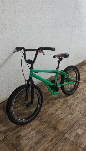 Bicicleta BMX