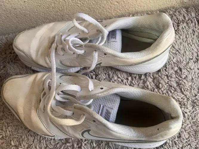 Tênis Nike branco