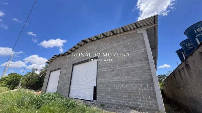 3 Galpãoes Comercial/Industrial para Alugar em Teresina-PI (980m²) - Bairro Gurupi