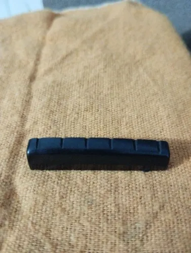 Nut para guitarra ou violão de 42mm