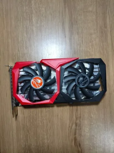 Placa de video GTX1650 4Gb Colorful NUNCA ABERTA