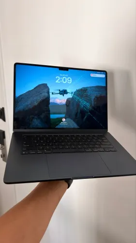 MacBook Air M4