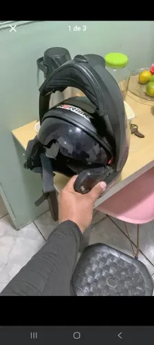 Capacete robocop