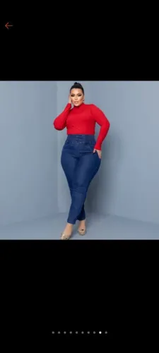 Calça num 52 novinha.