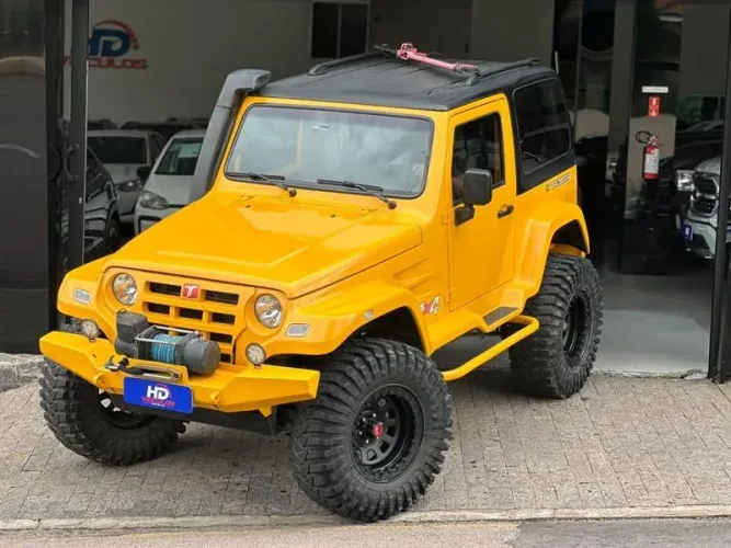 Troller T-4 4X4 3.0 TB Int. Cap. Rígida Diesel 2010