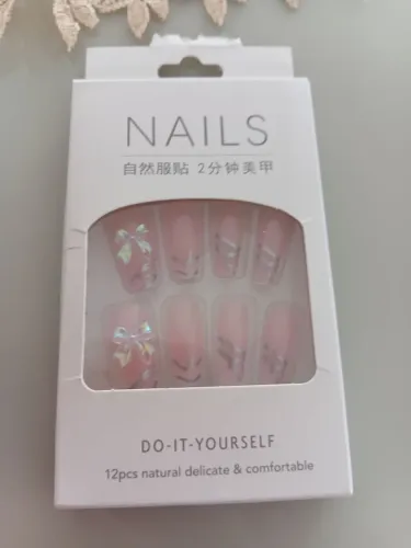 Unhas novas e feitas