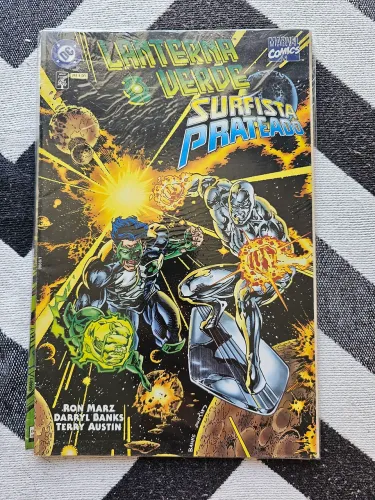 Lanterna Verde & Surfista Prateado