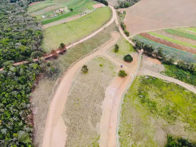Terreno no verde! 500m² em Ibiúna com lazer!