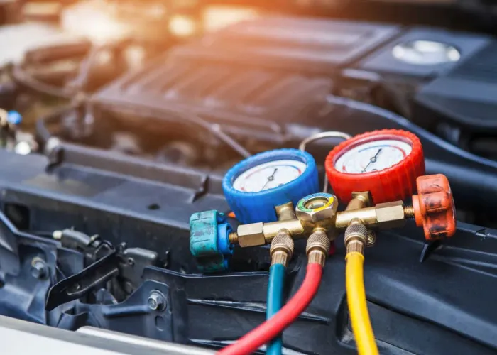 Carga de gás em ar condicionado altomotivo