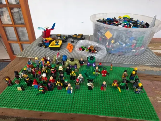 Lote LEGO 100% Original: +3.000 Peças (3.450kg) + 50 Minifiguras