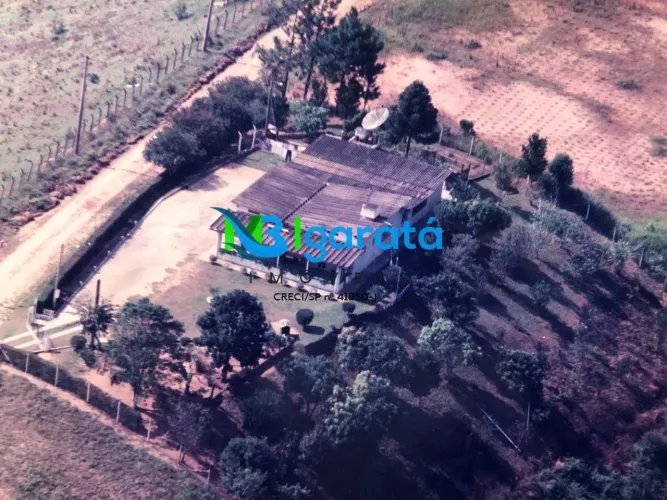 Chácara para Venda em Santa Isabel, 2 dormitórios, 2 banheiros, 2 vagas