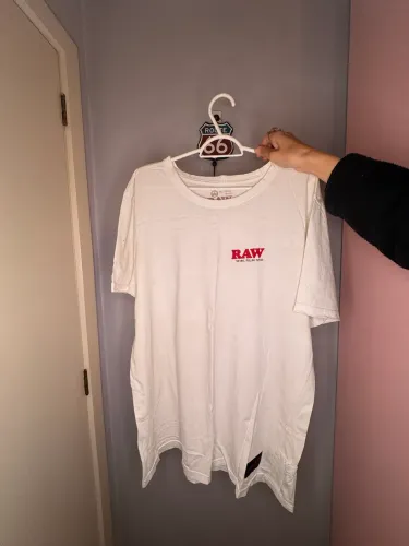 Camiseta Raw