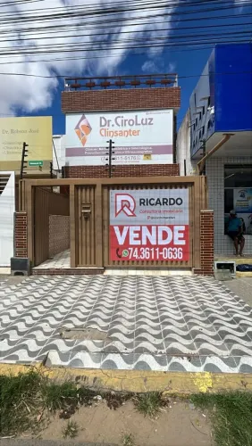 VENDO - IMOVEL PARA FINS COMERCIAIS - CENTRO - JUAZEIRO-BA