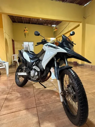 Vendo Moto XRE 300, Ano 2016