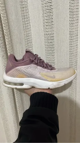 Tênis Nike