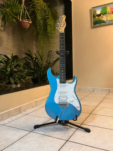 Guitarra Tagima Azul + Cabo 3M