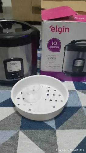 Panela elétrica de arroz 