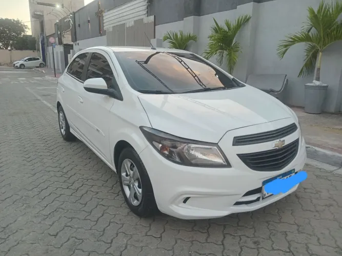 Chevrolet Onix JOY Hatch 1.0 8V Flex Mec. 4P 2019