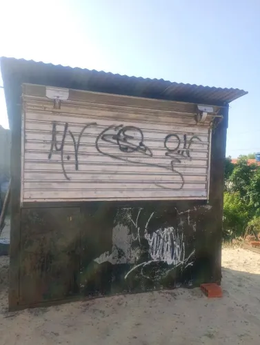 Vendo um container em bom estado
