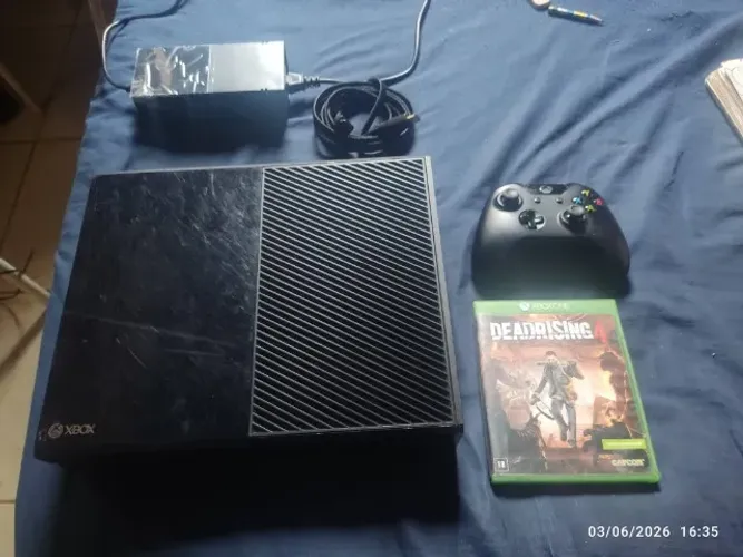 Xbox One c/ 1 controle e 1 jogo