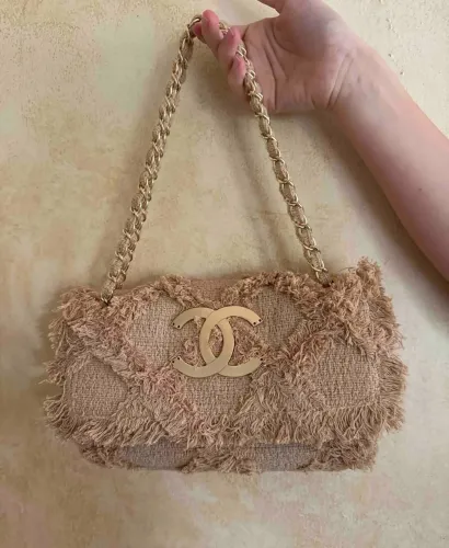 Bolsa italiana Chanel couro legítimo e tecido crochet tweed cor bege