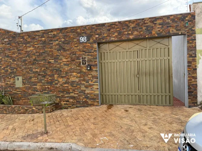 CASA À VENDA, 02 QUARTOS, RESIDENCIAL GUILHERME BORGES DE OLIVEIRA - UBERABA/MG