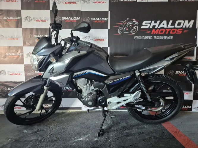 Titan 2022 vendo ou troco