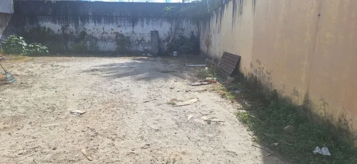 Alugo Terreno no Antônio Bezerra