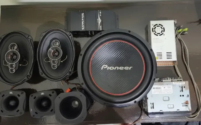 Kit de Som Completo Pioneer + JBL + Módulo Corzus + Fonte