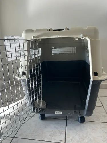 Caixa de Transporte para Cães e Gatos Gomoov G
