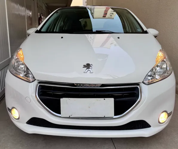 Peugeot 208 Allure 1.5 Flex 8V 5P 2014