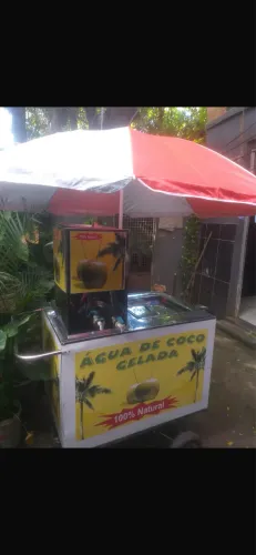 Carrinho para água de Coco 