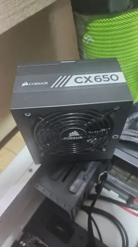 Fonte Corsair CX650 650 Watts 80Plus Bronze