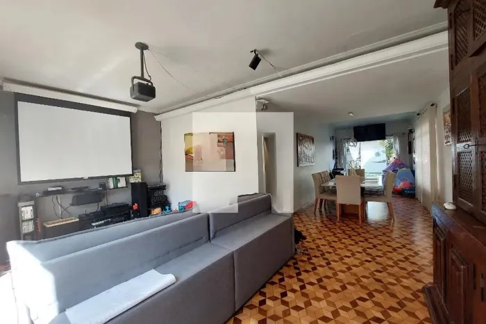 Casa à Venda - Chácara Santo Antonio, 3 Quartos, 284 m2