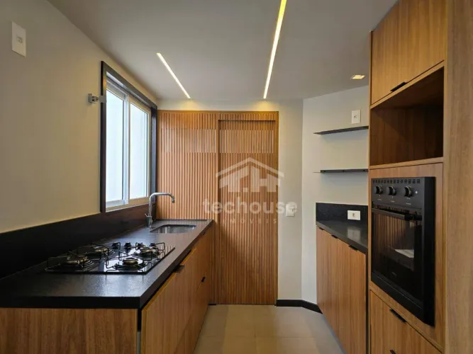 Cobertura para Alugar no Bairro do Alto, Teresópolis: 3 Suítes e Terraços - 160 m².