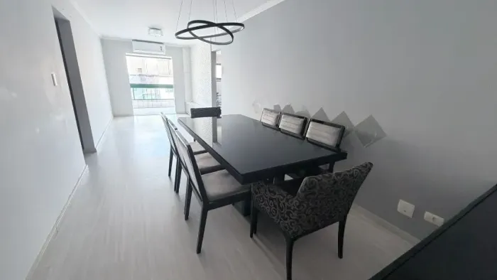 Apartamento com 2 Dormitórios, Quarto de Serviço, Sacada, Lazer Completo no Canto do Forte
