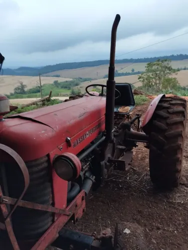 Vendo trator Massey Ferguson 50X 